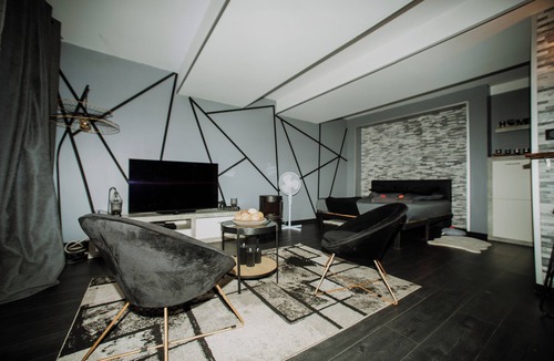 Tournon-sur-Rhone Apartment | loveroom&spa