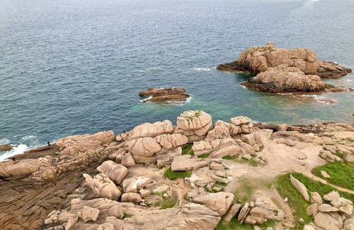 Lannion Apartment | Lovin'Room Romantic Suite with private Jacuzzi