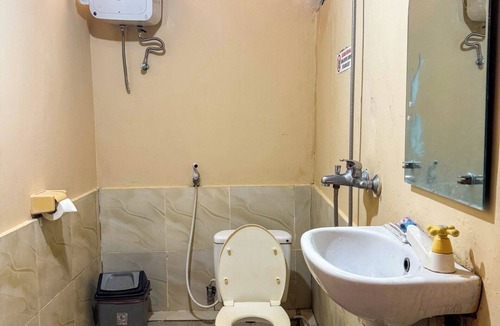 Tanjung Setia Hotel | Lovina Krui Surf