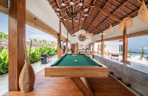 Banjartegehe Villa | Lovina Sea View Villa | Private Gym | Movie Screen
