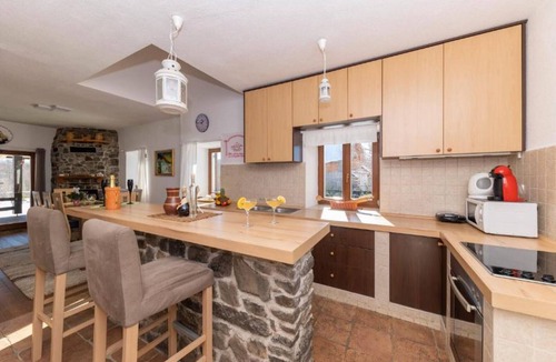 Lovinac House | Lovinac Spa by Režek Three bedroom villa with pool and hot tub