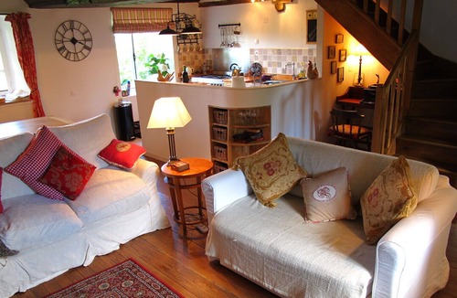 Chantrigne Cottage | Lovingly Renovated Farm Cottage and Garden - click on us and see for yourself!