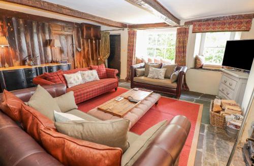 Crosthwaite House | Low Cartmell Fold