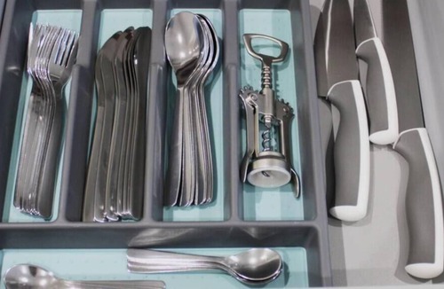 Abingdon Apartment | Low Cost, Fully Sanitised 4 Bed & Parking