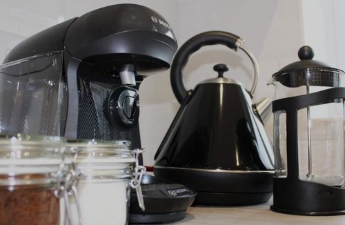 Didcot Apartment | Low Cost, Fully Sanitised 4 Bed & Parking