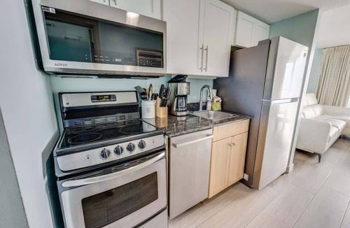 Downtown Myrtle Beach Condo | Low Floor,Modern Building, Pools Direct Oceanfront