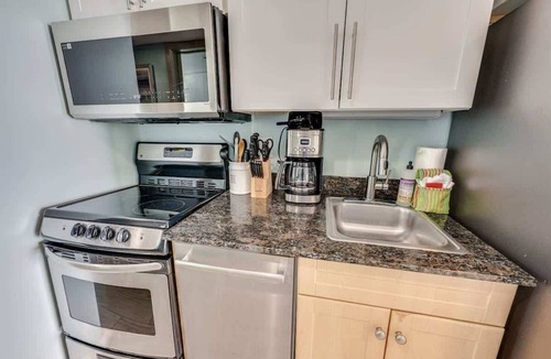 Downtown Myrtle Beach Condo | Low Floor,Modern Building, Pools Direct Oceanfront