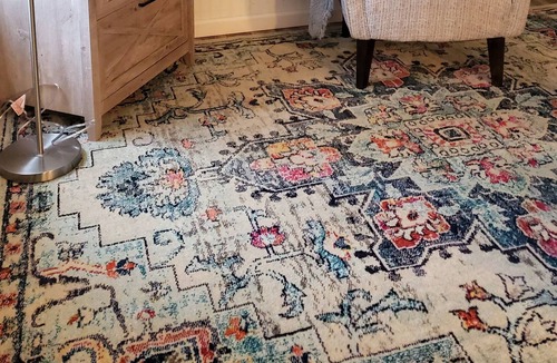 Salisbury Center House | Low-Key Country Retreat