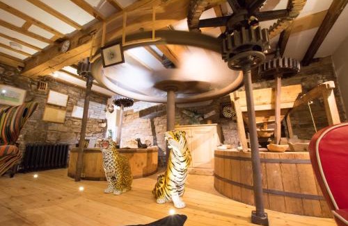 Bainbridge Bed & Breakfast | Low Mill Guesthouse