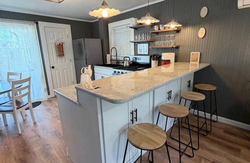 Hampton Cabin | Low Tide - Heart of Hampton Beach!