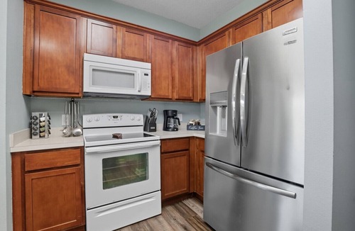 Richmond Hill House | Lowcountry Escape near Savannah | Spacious Backyard & Comforts of Home
