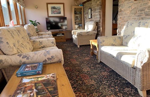 Pembridge Hotel | Lowe Farm - Bed & Breakfast Leominster