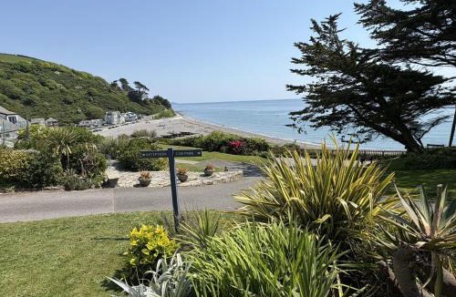 Seaton House | Lowena - Mount Brioni