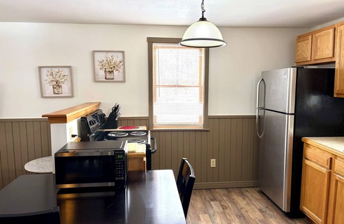 Town of Scriba Apartment | Lower 2-Bed Apartment @ Creamery Meadows Apt 1