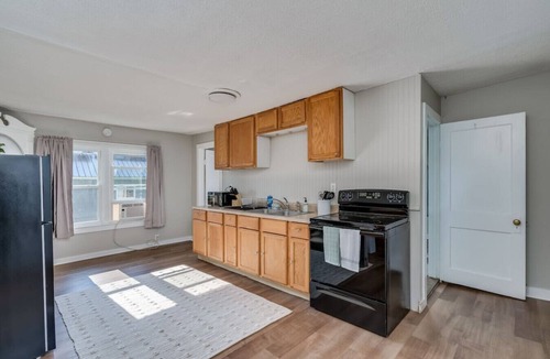 Watertown Apartment | Lower Apartment on Pine Street