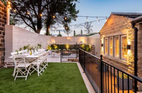 Saddleworth House | Lower Arthur's Cottage in Saddleworth, Manchester