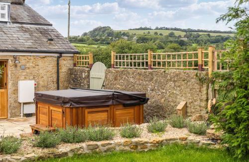 Beaminster House | Lower Barrowfield Farm