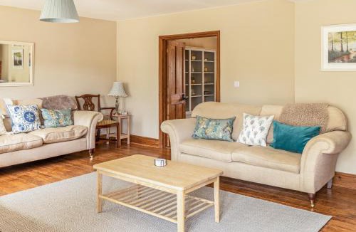 Beaminster House | Lower Barrowfield Farm