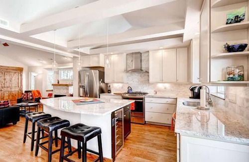 Interurban Park House | Lower Chautauqua Gem - 2/2 Complete Renovation with Gorgeous Backyard