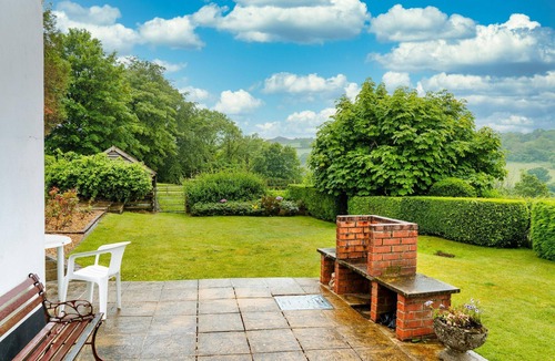 Llangeler Cottage | Lower Cottage, Newcastle Emlyn