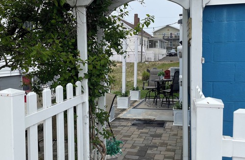 Salisbury Beach Apartment | Lower deck, Salisbury Beach, Melo's Beach House Rentals