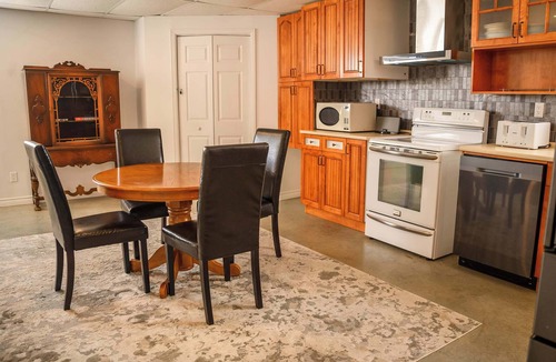 Barraute Apartment | Lower Floor - Mont-Video