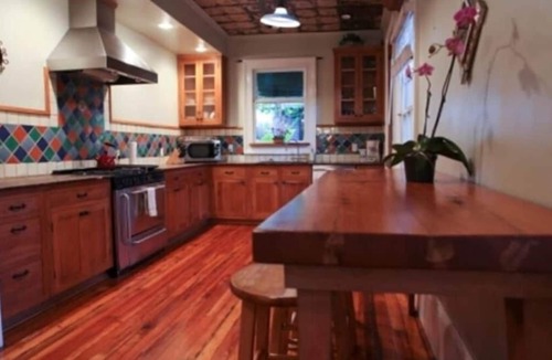 Faubourg Livaudais House | Lower Garden District 1863 Historic Guest House