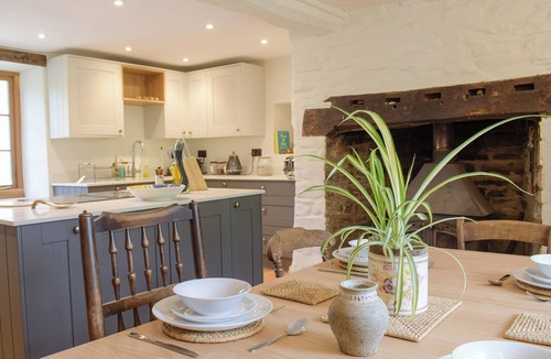 Tirabad Cottage | Lower Goytre Farmhouse