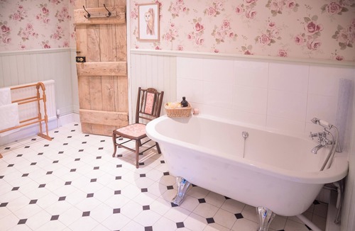 Adforton Bed & Breakfast | Lower House B&B