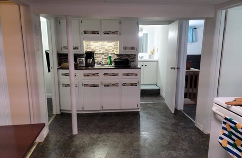 Mayrac Apartment | Lower level apt 6ft high close to hwy netflix wifi
