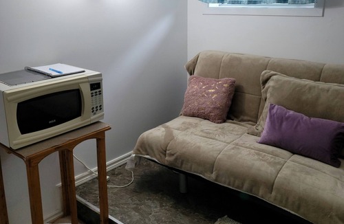 Mayrac Apartment | Lower level apt 6ft high close to hwy netflix wifi