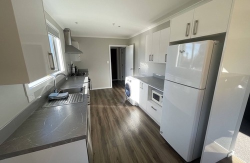 Methven Ski Chalet | Lower Lodge (12 Bed) Pudding Hill