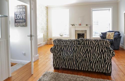 Airth House | Lower Neuk