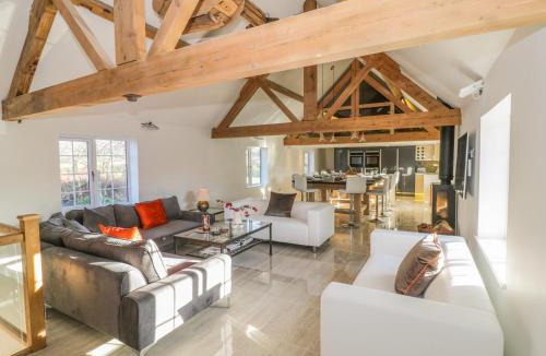 Broadwas House | Lower Tundridge Cottage