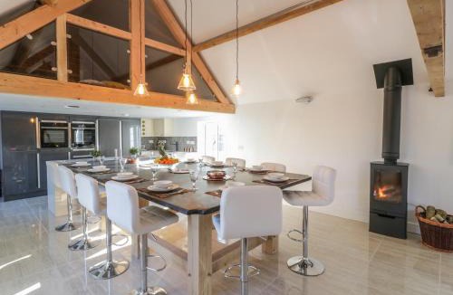 Broadwas House | Lower Tundridge Cottage