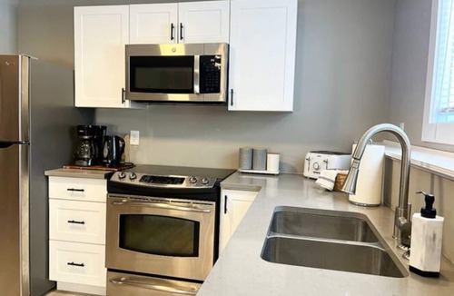 Port Williams House | Lower Unit 1067 Rawding