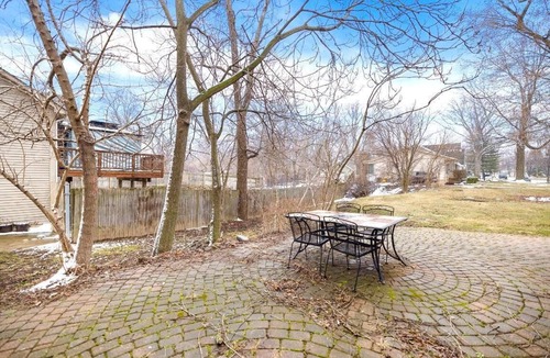 Mount Clemens Apartment | Lower Unit 183-Down Town Mount Clemens.