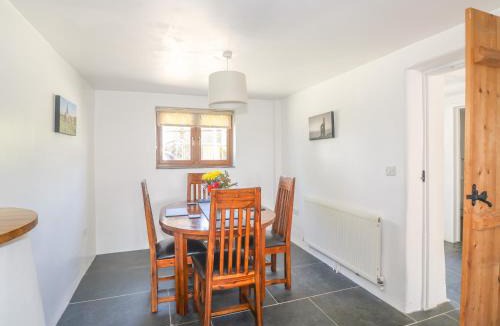 Brazzacott House | Lower West Curry Cottage