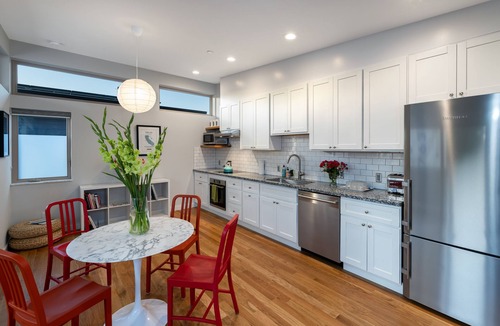 Westside Santa Cruz Condo | lower west side style & quality 1BR