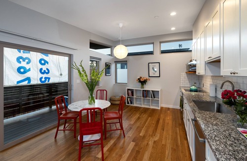 Westside Santa Cruz Condo | lower west side style & quality 1BR