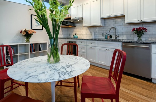 Westside Santa Cruz Condo | lower west side style & quality 1BR