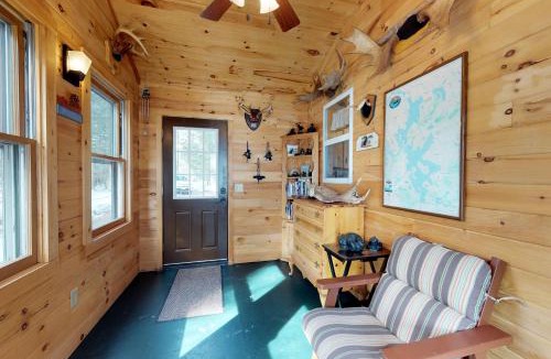 Greenville House | Lower Wilson Pond Refuge