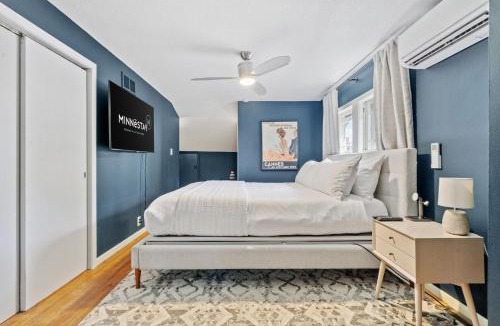 Northeast Minneapolis House | Lowry Parlour
