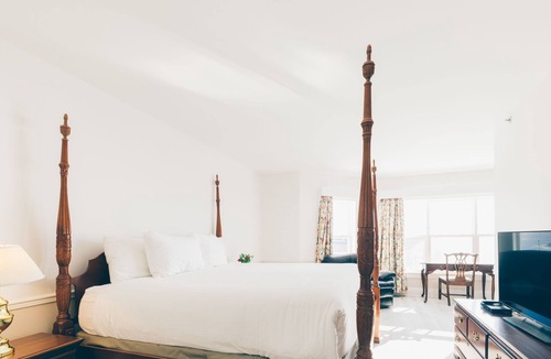 Summerside Hotel | Loyalist Country Inn & Conference Centre