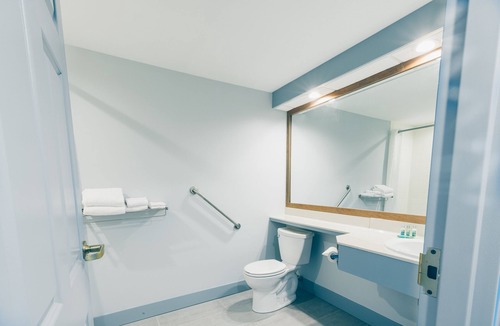 Summerside Hotel | Loyalist Country Inn & Conference Centre