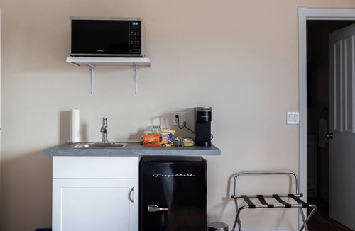 Shelburne Hotel | Loyalist Inn & Suites