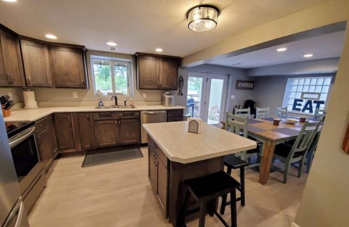 Sunrise Beach House | LOZ Oasis with Kayaks, Private Dock, Fire Pit & more!