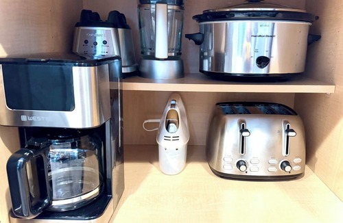 Sunrise Beach House | LOZ Oasis with Kayaks, Private Dock, Fire Pit & more!