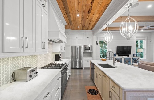 Forest District House | LSV! Private Pool! 5 Adult Bikes! Firepit!