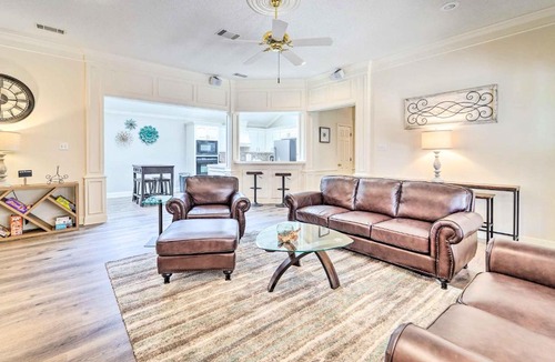 Lubbock Villa | Lubbock Home w/Patio ~ 6 Mi to Texas Tech!